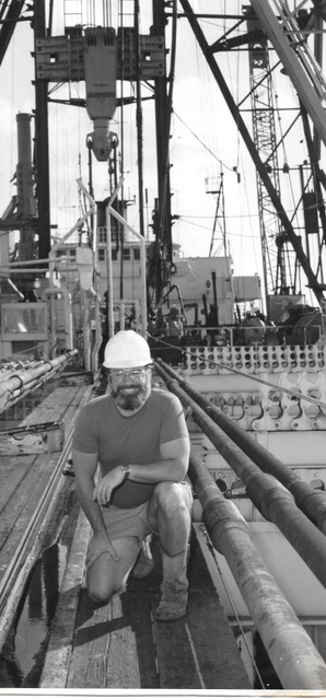 Photo 2 Bob Glomar Challenger 1975