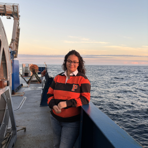 Arriving at the R/V Armstrong and WHOI